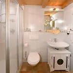 Πανσιόν Sonnhof's Ferienresidenz 4*