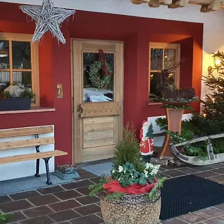 Sonnhofs Ferienresidenz بيت ضيافة 4*
