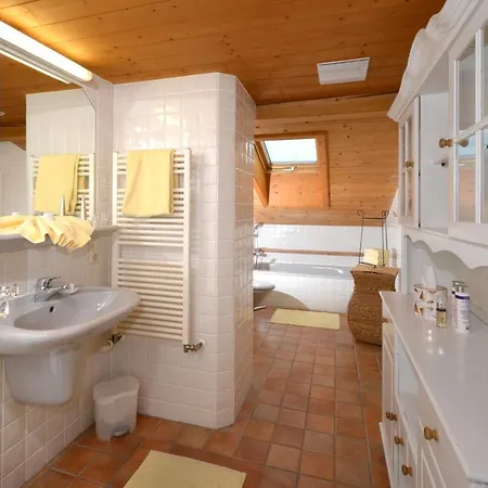 Sonnhofs Ferienresidenz بيت ضيافة 4*